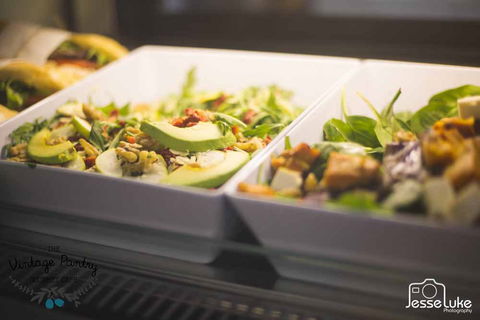 The Vintage Pantry Country Blossom - Windsor - Restaurant Guide 0