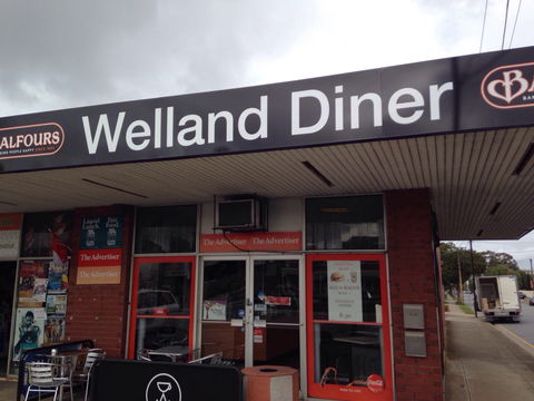 Welland Diner - Restaurant Guide 0
