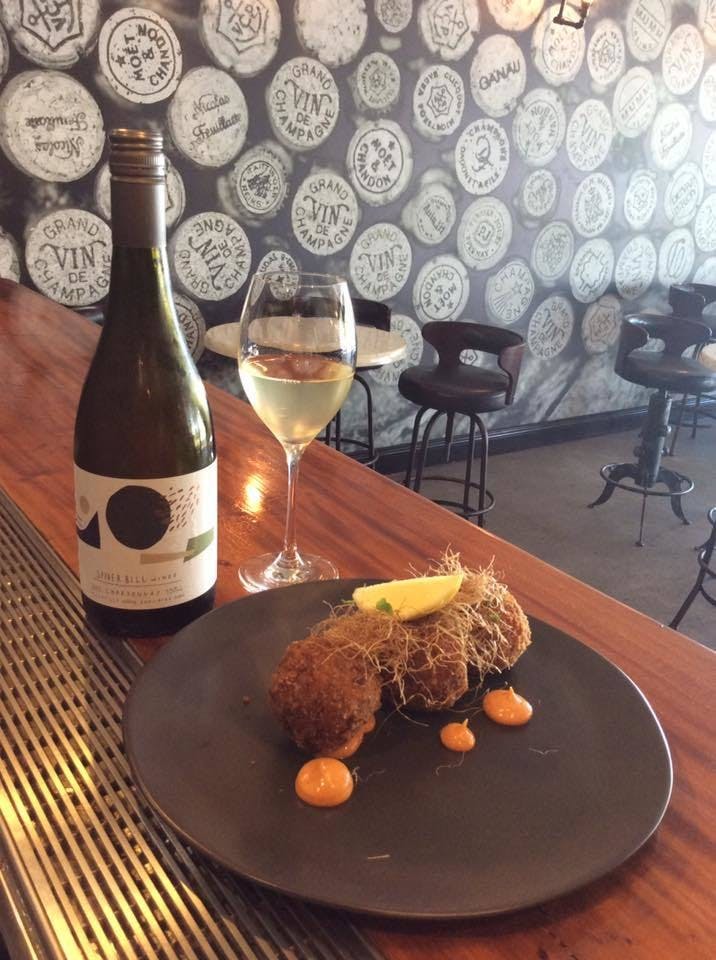 Clapham Junction Wine Bar Provisions Banyo