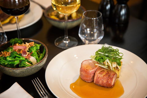 Deco Wine Bar And Restaurant - Restaurant Guide 2