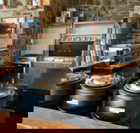 Hoff Hut Hotham - Restaurant Guide