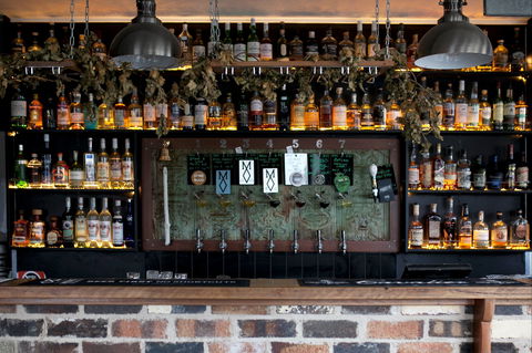 The Welders Dog - Restaurant Guide 1