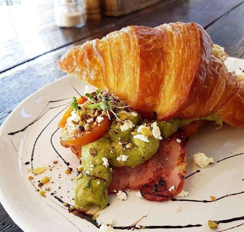 Nautilus - Restaurant Guide 18