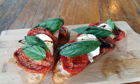 The Lithgow Tin Shed - Restaurant Guide 5