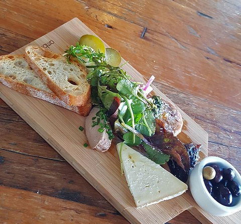 The Lithgow Tin Shed - Restaurant Guide 8