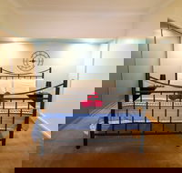 Naked Whisky Bar - Restaurant Guide