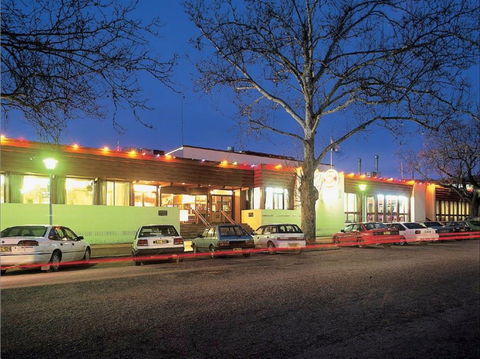 Narrandera Ex-Servicemen's Club - Restaurant Guide 0