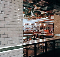 Public Bar - Restaurant Guide