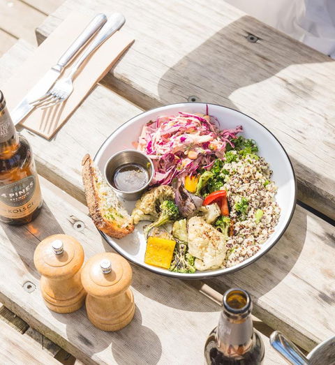 Queens Park Kitchen - Restaurant Guide 0