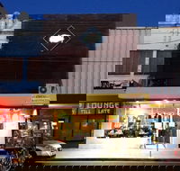 Sir John Young Hotel - Restaurant Guide