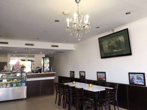 Al Afrah Pastry Shop - Restaurant Guide 0