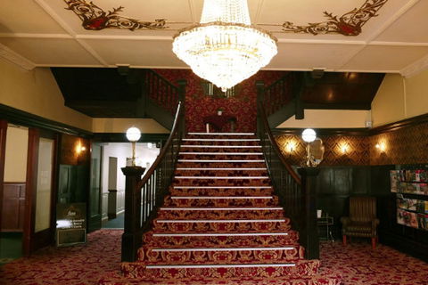 Jens Town Hall Hotel - Restaurant Guide 1