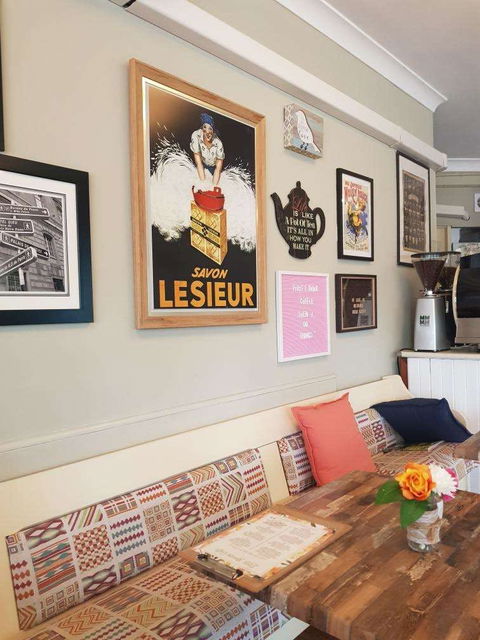 Little Green Cafe - Restaurant Guide 0