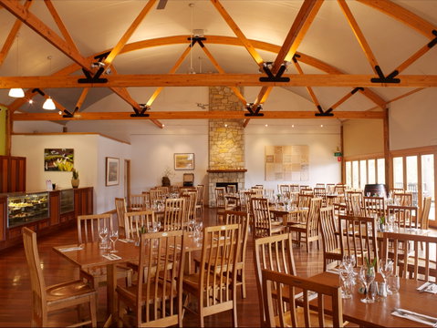 Tahbilk Cafe - Restaurant Guide 1