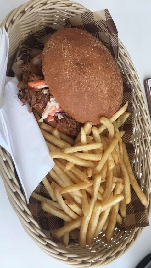 Cafe M28 - Restaurant Guide 0