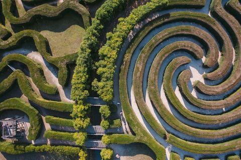 Bago Maze And Wine - Restaurant Guide 2