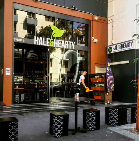 Hale & Hearty - Restaurant Guide 0