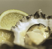 Pearly Oyster Bar and Farm - Restaurant Guide