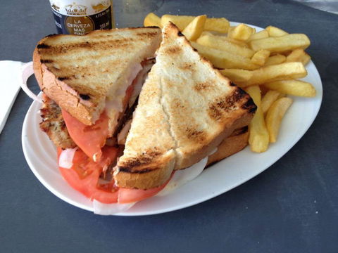Peter's By The Sea - Restaurant Guide 0