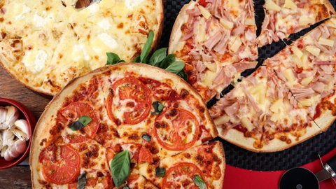 Pizza Pitt - Lynwood Country Club - Restaurant Guide 0
