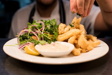 Yarragon Hotel - Restaurant Guide 1