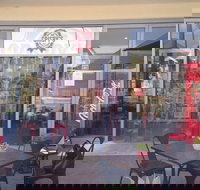 Crispy's Pies - Restaurant Guide