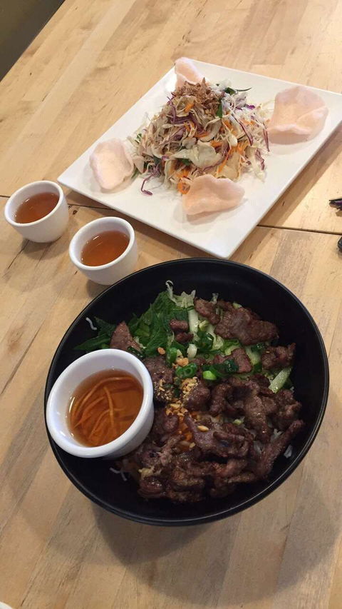 Three Red Stripes - Doncaster East - Restaurant Guide 0