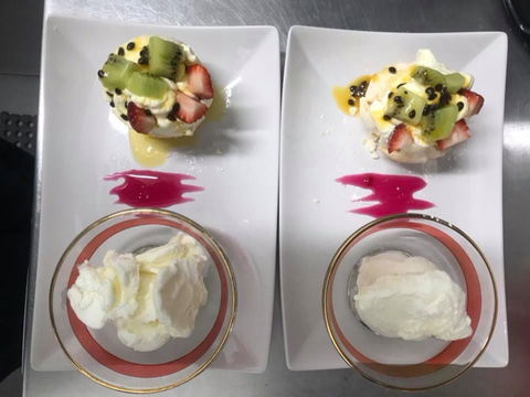 DJ's On Neill Cafe - Restaurant Guide 2