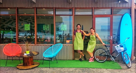 HAH Lornebeach - Restaurant Guide 0