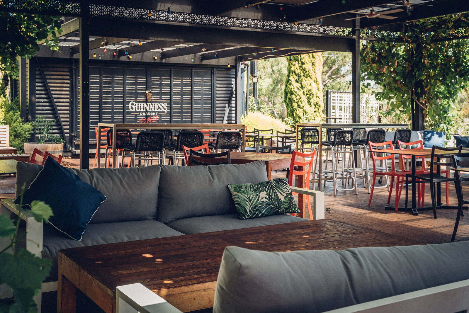 Hackham West SA Restaurant Guide