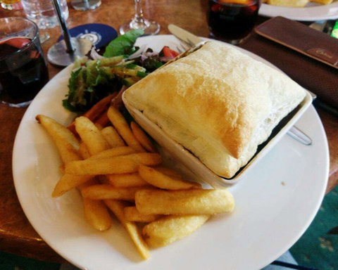 Old City Bank Bar And Brasserie - Restaurant Guide 0