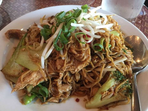 Simply Thai - Restaurant Guide 0