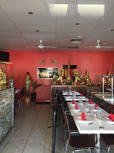 Thai Biggera Waters - Restaurant Guide 0