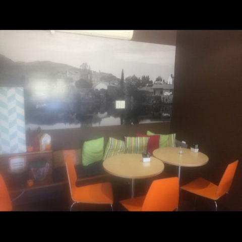 Lilium Cafe - Restaurant Guide 0