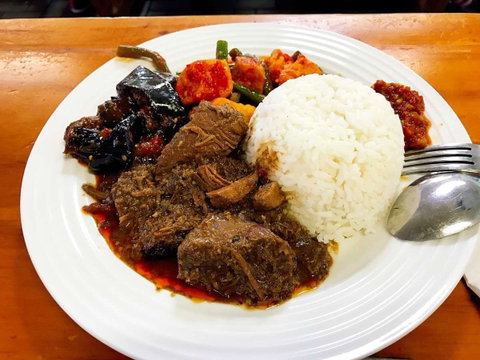 Waroeng Jakarta - Restaurant Guide 0