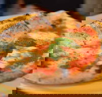 Amici Ristorante Pizzeria - Restaurant Guide