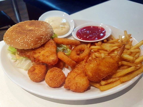 Gad's Charcoal Cuisine - Restaurant Guide 0