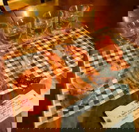 IXL Long Bar - Restaurant Guide