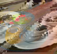 Sandy Feet Cafe and Health Foods - Restaurant Guide