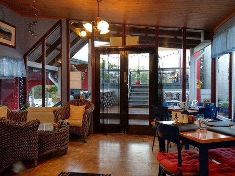 Top Deck Cafe - Restaurant Guide 0