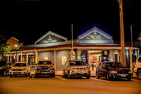 Tinbeerwah Takeaway and Tinbeerwah Restaurant Guide Restaurant Guide
