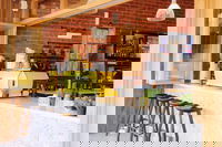 Le Roi Cafe
