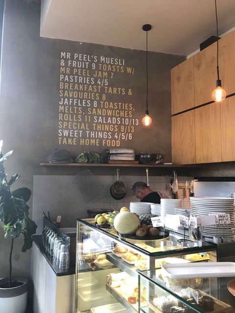 Mr Peel Cafe - Restaurant Guide 0