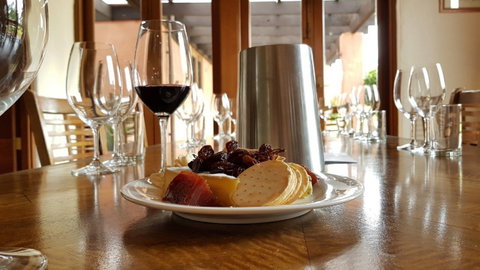Tower Estate - Restaurant Guide 1