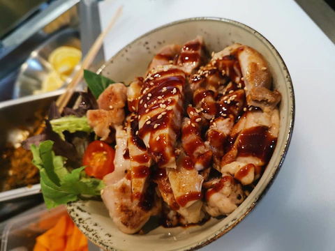 Hanasaki Teppanyaki - Restaurant Guide 0