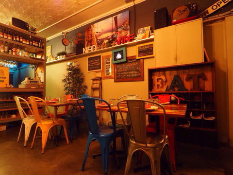 Neo Thai Vibe - Restaurant Guide 0