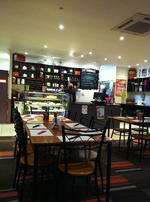 Queensland National Hotel - Restaurant Guide 4