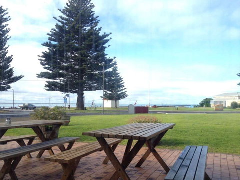 Bompas Of Beachport - Restaurant Guide 0