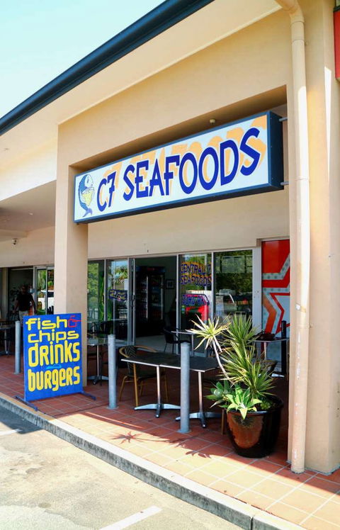 Central 7 Seafood & Takeaway - Restaurant Guide 0