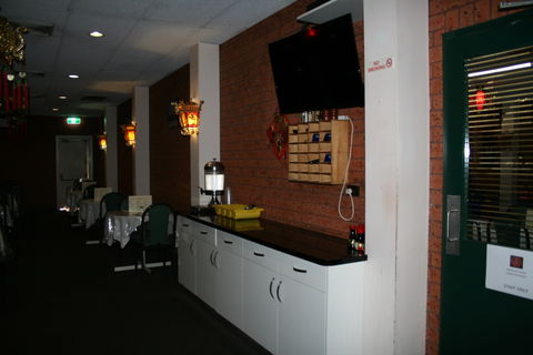 Dragon Phoenix Restaurant - Restaurant Guide 1